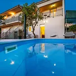 House Jakov Ražanj