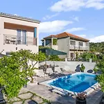 Holiday home House Jakov Razanj