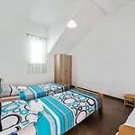 House Jakov *