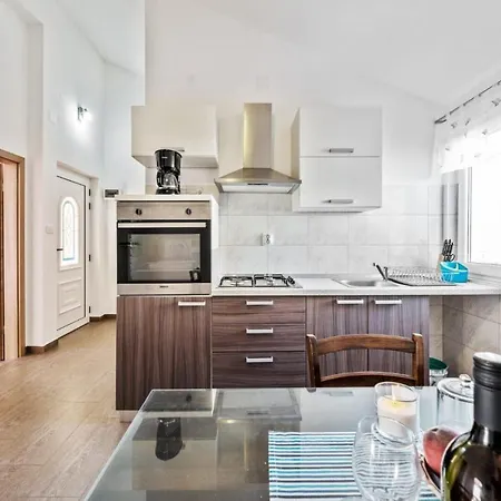 House Jakov Dom wakacyjny Ražanj