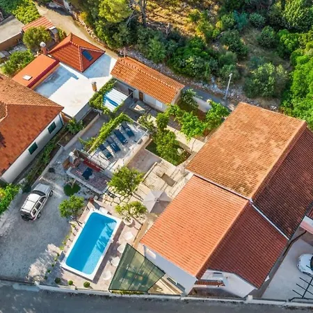 House Jakov Ražanj