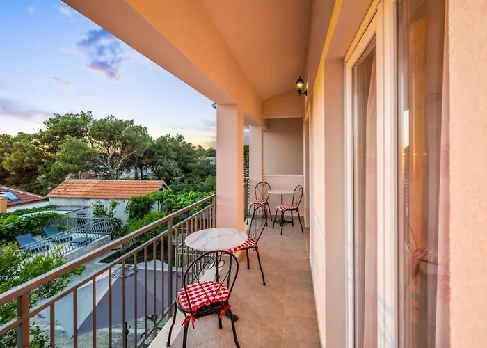 בית נופש House Jakov